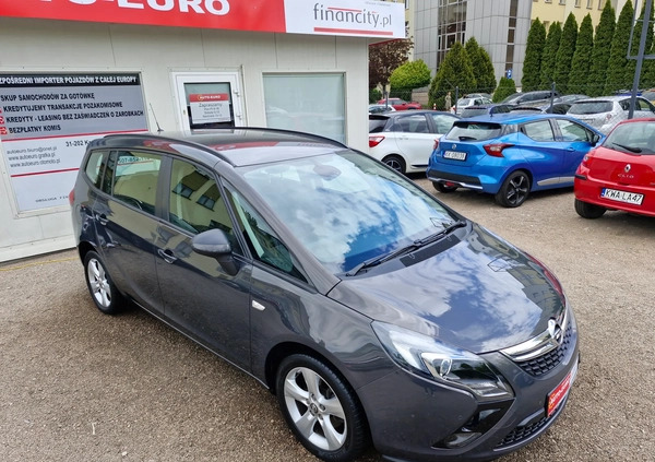 Opel Zafira cena 44900 przebieg: 106000, rok produkcji 2014 z Muszyna małe 781